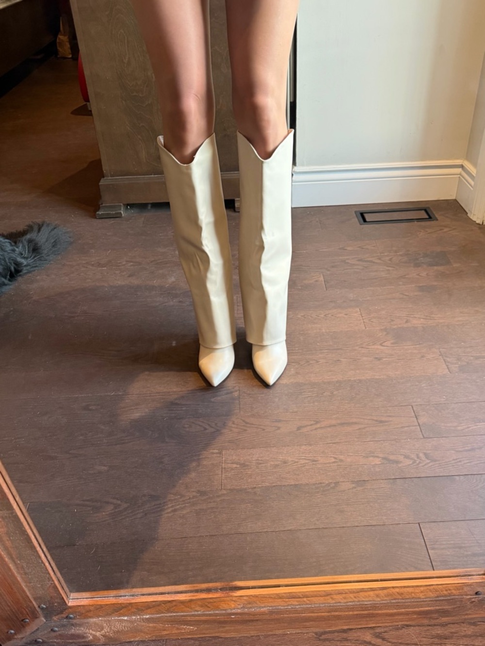 Tall Cream Knee-High Pointed-Toe Women's Boots - Picture 2 of 3